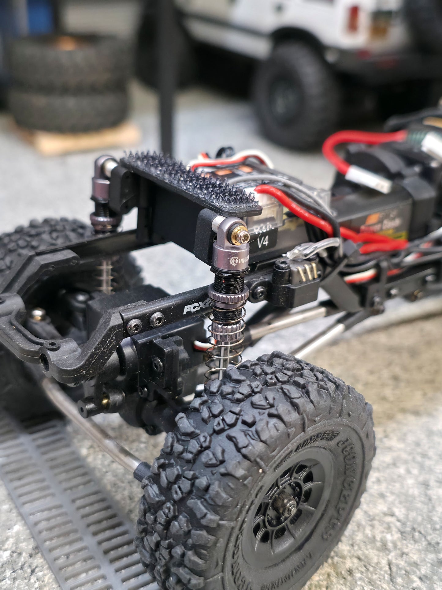 FCX24-M Land Rover Range Rover with mods
