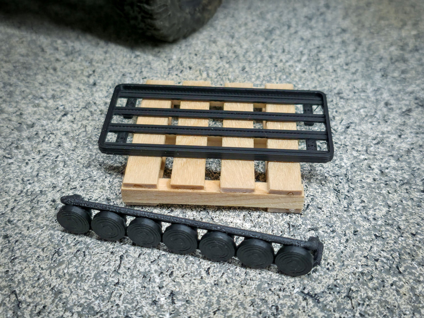 K-Series Slim Roof Rack with Detachable Light Bar