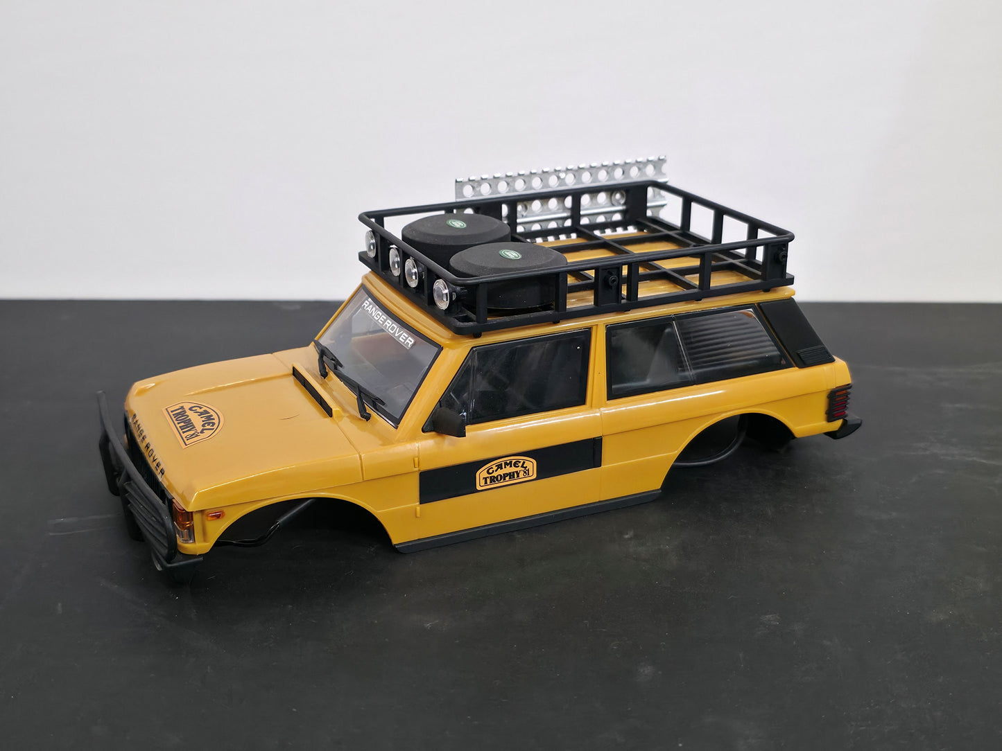NEW FCX24M Land Rover Range Rover body