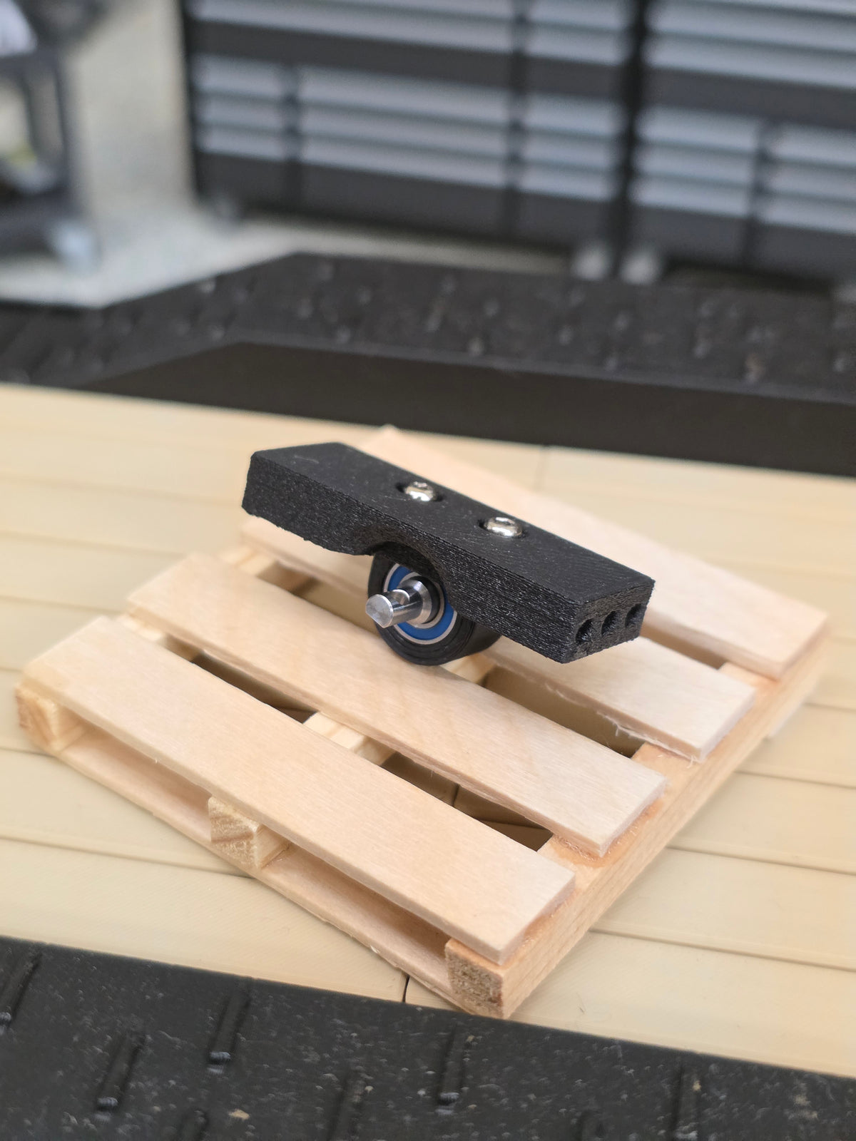 TRX-4M King Snake Carrier Bearing Assembly | 35mm Chassis Compatible