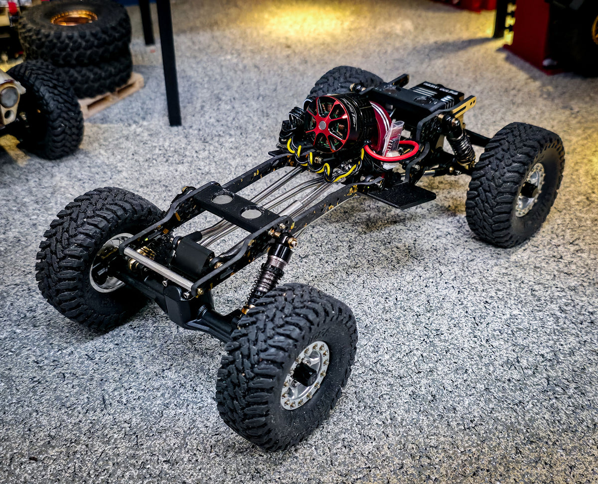 828RC Builder's Series SCX24 Crew Cab Gladius D90 155mm ARTR