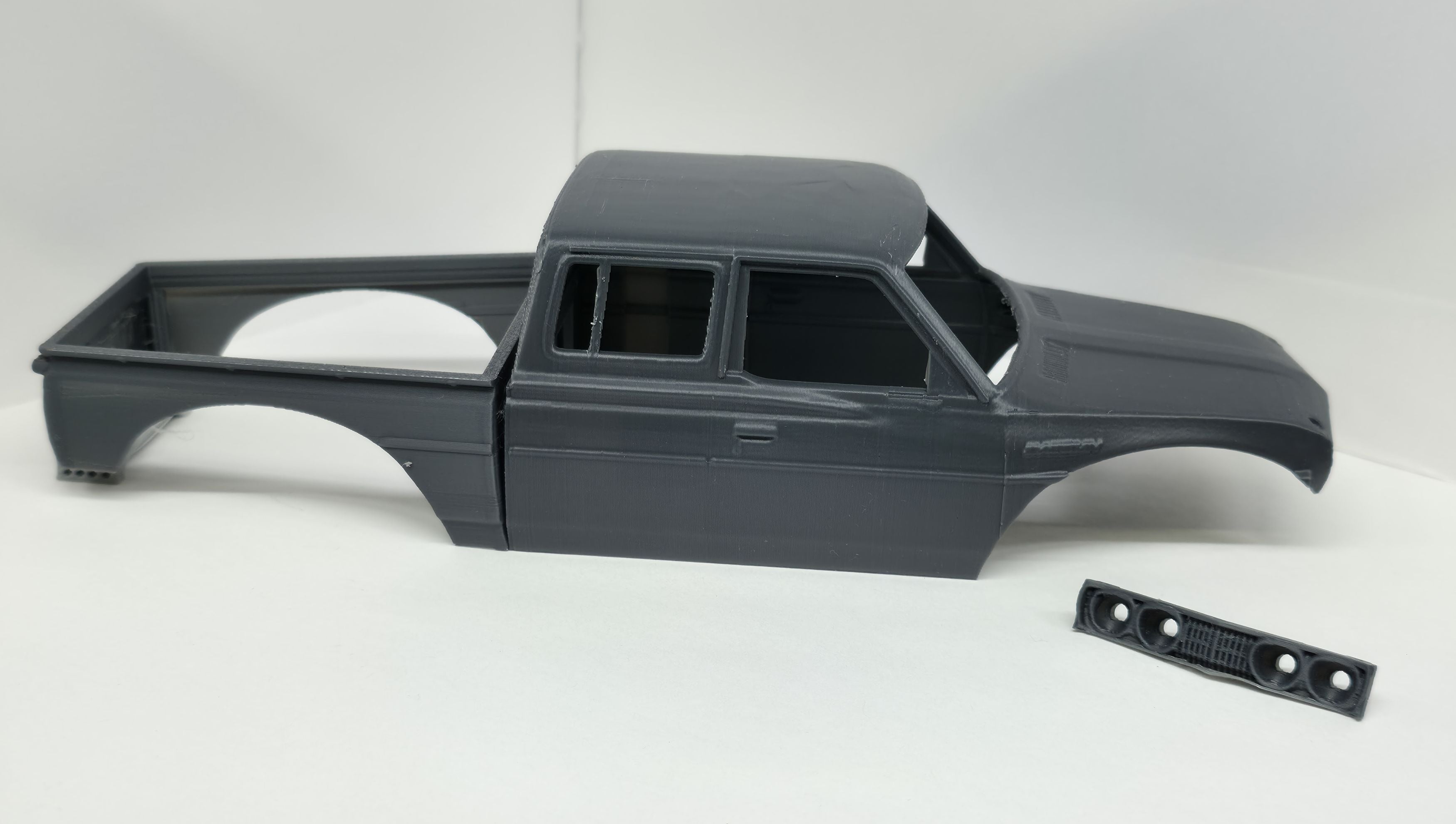 K*様 Sago L(x) Pickup Mk.ⅡBigSingle Type King Cab Datsun for SCX24 – 828RC and Collectibles