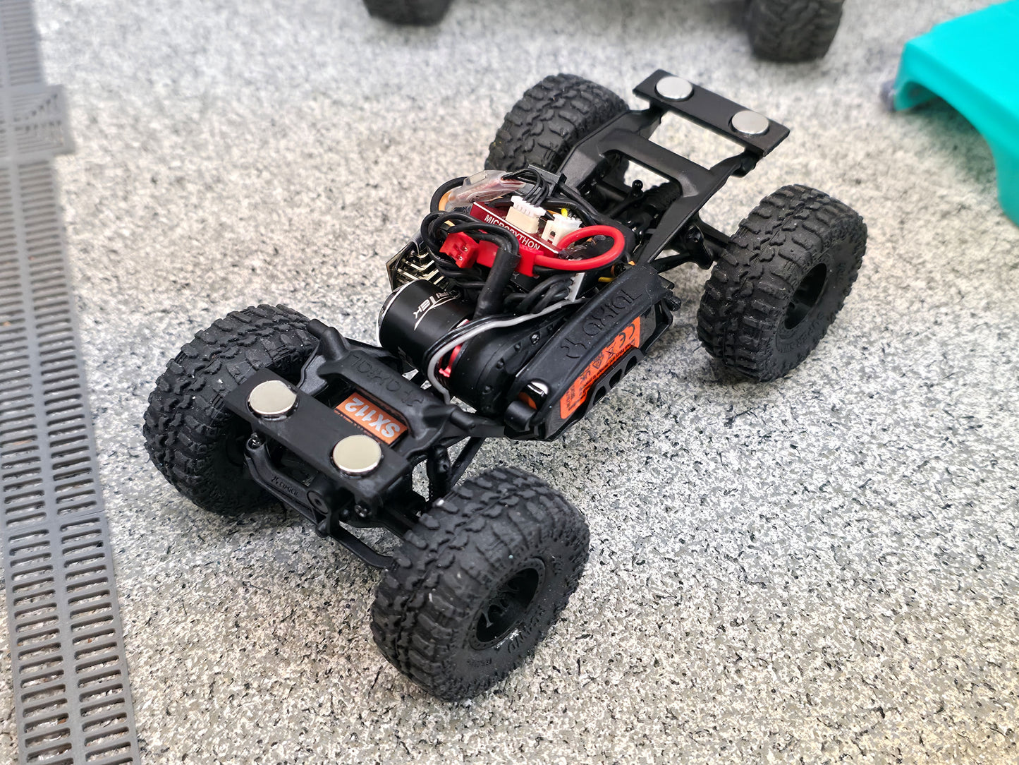 828RC SCX30 Squarebody