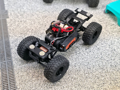 828RC SCX30 Squarebody