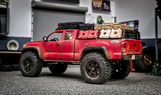 828RC Builder’s Series FCX24M Toyota Tacoma Overland Custom RTR